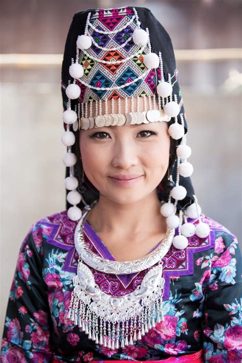 the hmong are from laos not from china